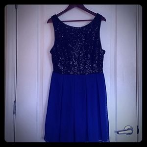 Juniors Cocktail Dress